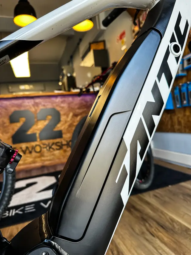 22 BIKE WORKSHOP - Noleggio biciclette a Manesseno (4)