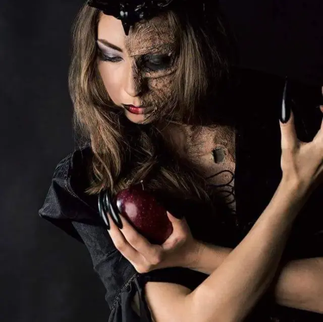 Officina creativa Make-up Academy by Ambra Fiato - Make-up artist a Genova