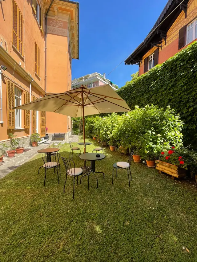 COS Uffici Arredati - Casa e Ufficio a Genova (5)