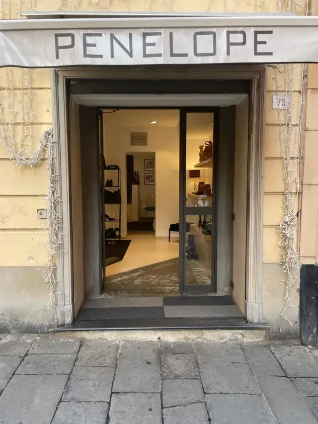 PENELOPE - Calzature a Genova