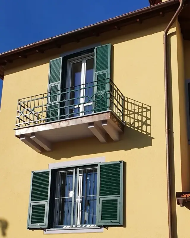 Olivieri e Bosco - Serramenti a Borgo Fornari (5)