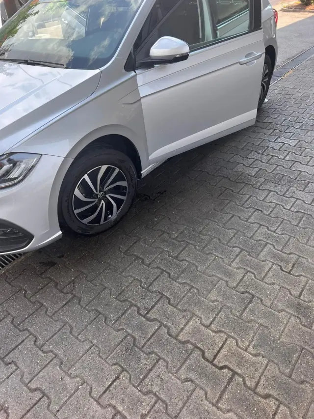 DMRENTAL - Noleggio auto a Genova (2)