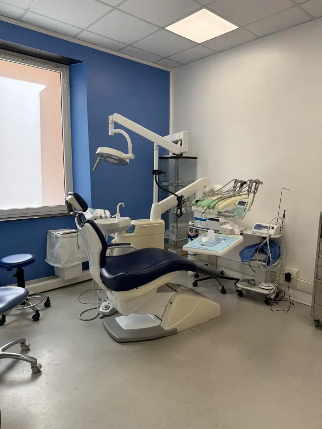 Biodental Studio Dentistico - Dentisti a Genova (4)