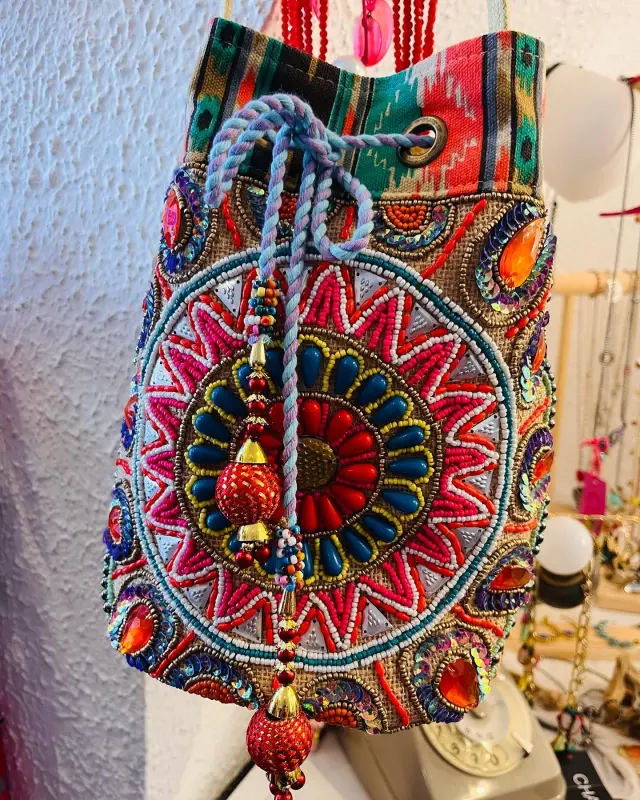 Chapeau Boutique - Accessori a Camogli (2)