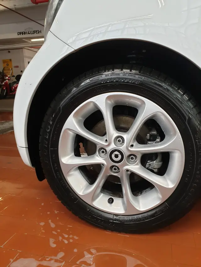 Park e Wash San Vincenzo - Parcheggi a Genova (2)