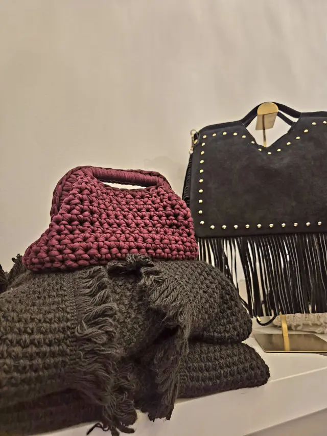 In Ordine Sparso - Accessori a Genova (5)