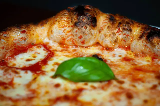Cantore pizza - Dove mangiare a Genova (6)