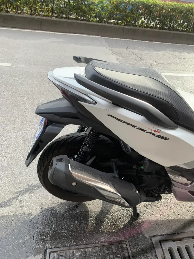 Tecnomoto snc - Auto e Moto a Genova (4)