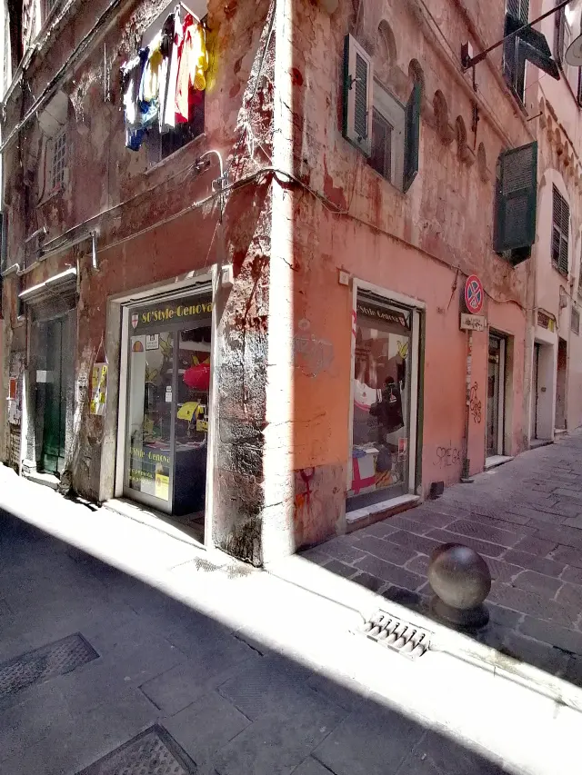 80'Style - Abbigliamento personalizzato a Genova (3)