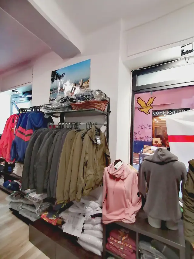 80'Style - Abbigliamento personalizzato a Genova (5)