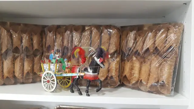 Dolciumi Siciliani da Pino Gambino - Pasticcerie a Genova (2)