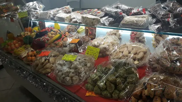 Dolciumi Siciliani da Pino Gambino - Pasticcerie a Genova (4)