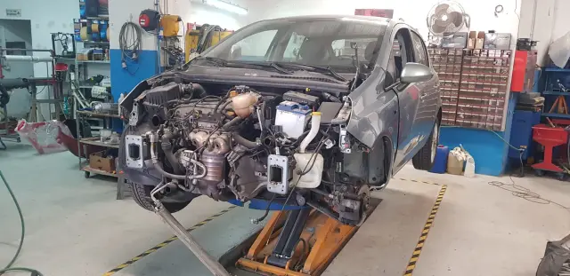 Carrozzeria Trasta - Auto e Moto a Genova (5)