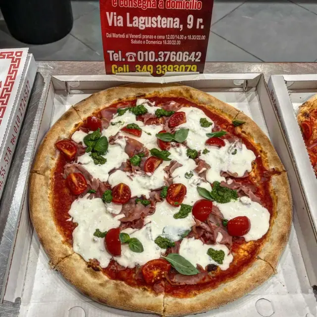 Pizzeria al Portico Via Lagustena - Dove mangiare a Genova (3)