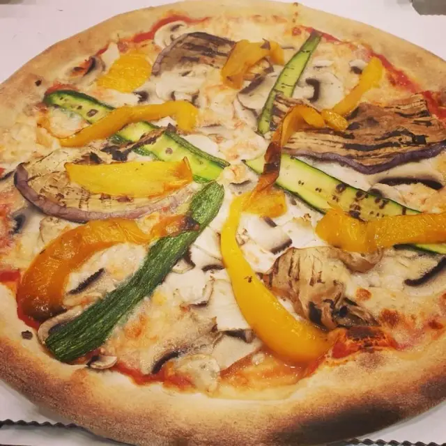 Pizzeria al Portico Via Lagustena - Dove mangiare a Genova (5)