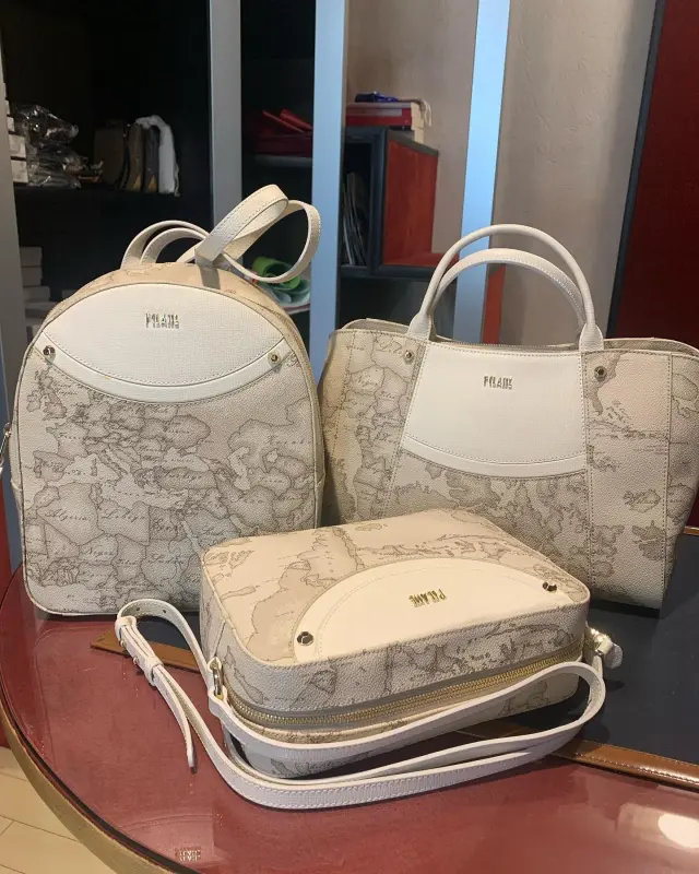 Lorena Mariani Pelletterie - Accessori a Genova