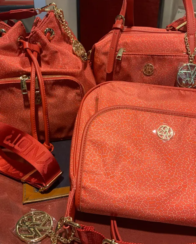Lorena Mariani Pelletterie - Accessori a Genova (6)