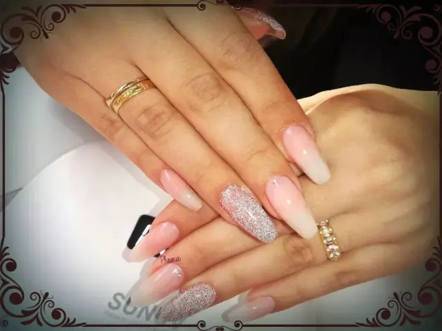 Phoenix Beauty e Nails - Centri Estetici a Genova
