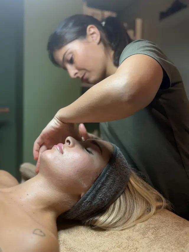 Lucensia Benessere - Centri Estetici a Genova (2)