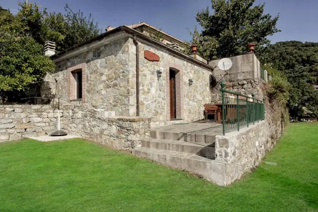 B-B La Taverna degli Antichi Mestieri - Bed & Breakfast a Genova