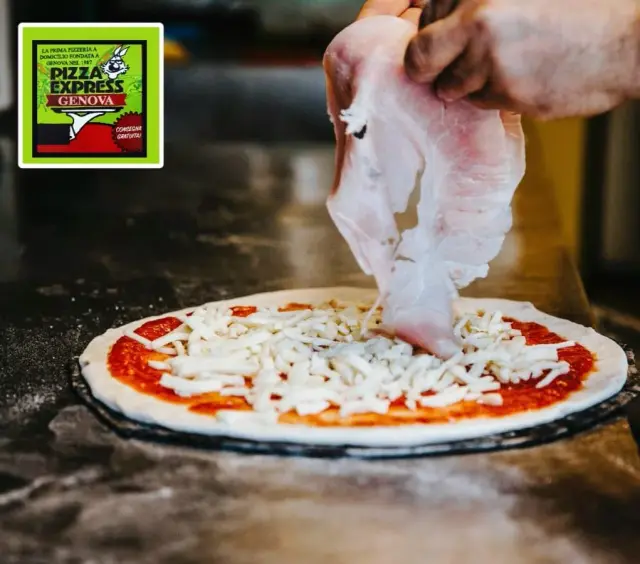 Pizza Express - Dove mangiare a Genova (5)