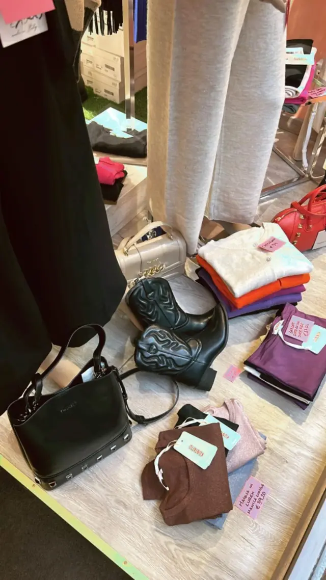 Keliz Abbigliamento - Accessori a Genova (3)