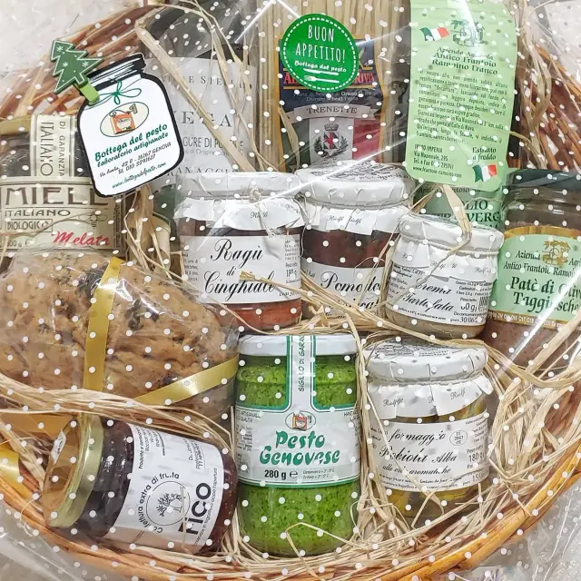 Bottega del Pesto - Prodotti tipici liguri a Genova (6)