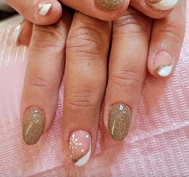 Al kalea Nails - Centri Estetici a Genova (5)