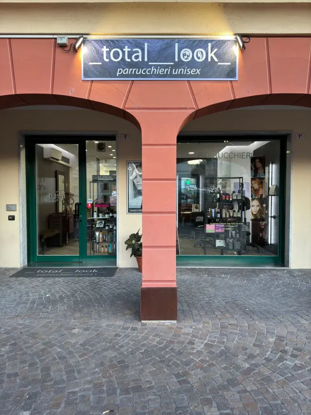 Total Look - Parrucchieri a Genova (6)