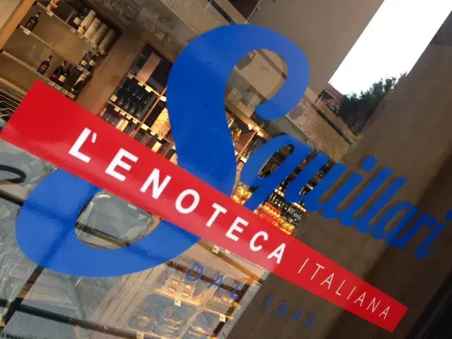 Enoteca Squillari Via Malta - Cioccolaterie a Genova