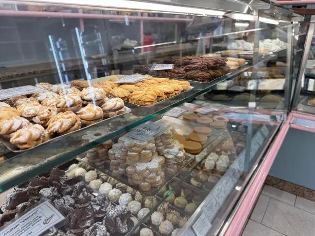 Pasticceria Gastronomia Gianni - Pasticcerie a Genova (6)