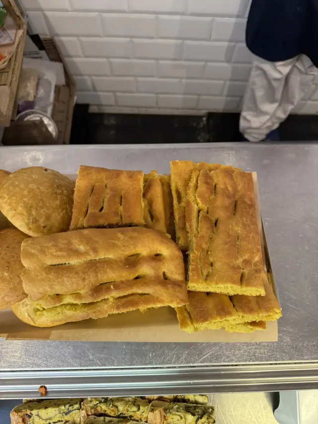 Jaa Nu' Rosticceria Vegana - Dove mangiare a Genova (2)