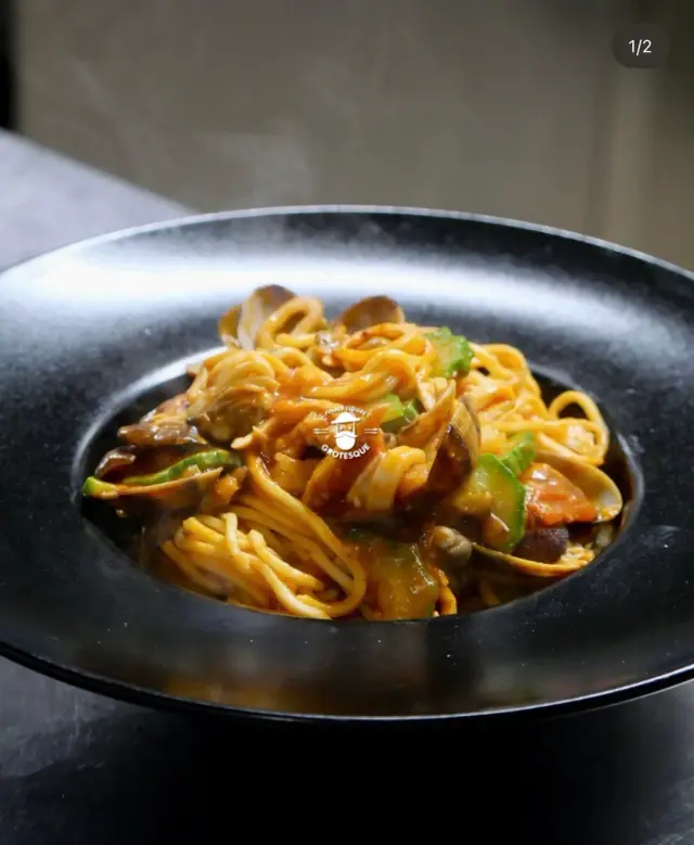 Osteria Grotesque - Trattorie a Finale Ligure (3)
