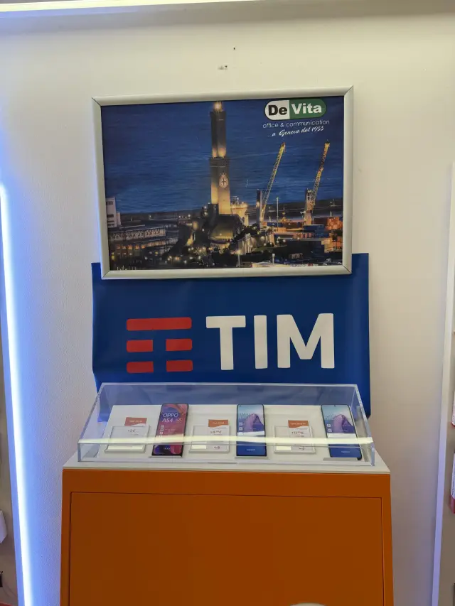 Windtre Store - Telefonia a Genova (6)