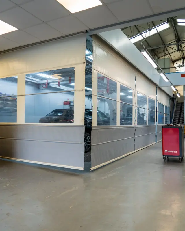 AM Autocarrozzeria - Vetri auto a Genova (4)